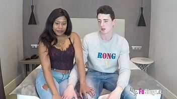 play Film erotici gratuiti con una coppia - film porno