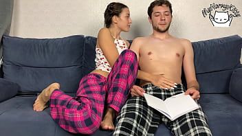 play Sorella e fratello porno fanno xxx di nascosto di notte