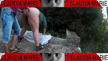 play Ragazza sexy che fa magie