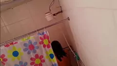play Vecinul sexy latina Nataly prins pe camera ascunsă