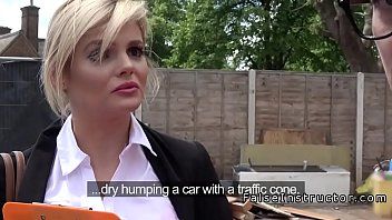 play The game fuck with a blonde having sex with teenagers in Vaslui wholesale