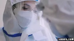 play Lola en Lucky's stomende post-lockdown neukfeest met spuiten en klaarkomen